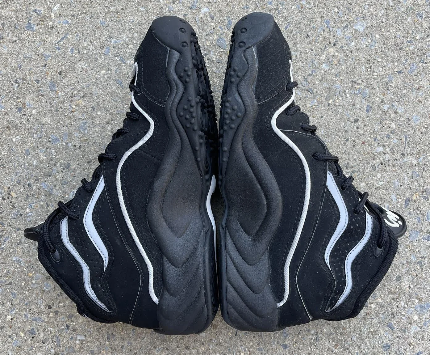 Nike Air Flight Turbulence Black / Metallic Silver (Size 8) DS